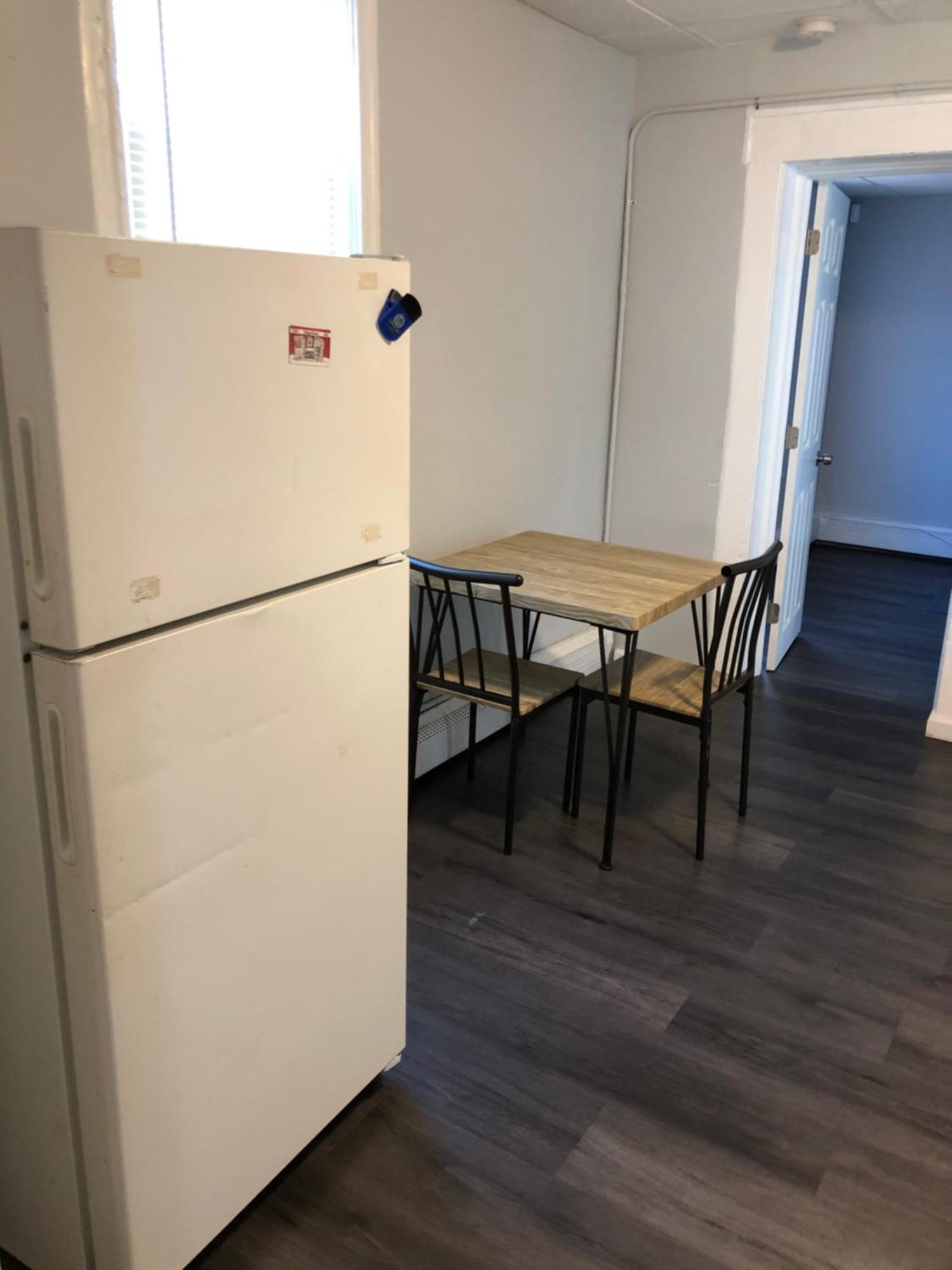 Private 2-Bedroom With Free Parking And Direct Bus To Nyc Manhattan Only 2 Blocks Away Linden Eksteriør bilde