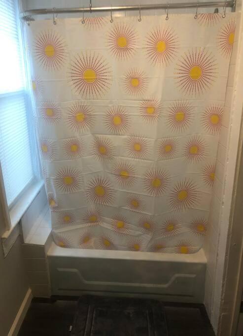 Private 2-Bedroom With Free Parking And Direct Bus To Nyc Manhattan Only 2 Blocks Away Linden Eksteriør bilde